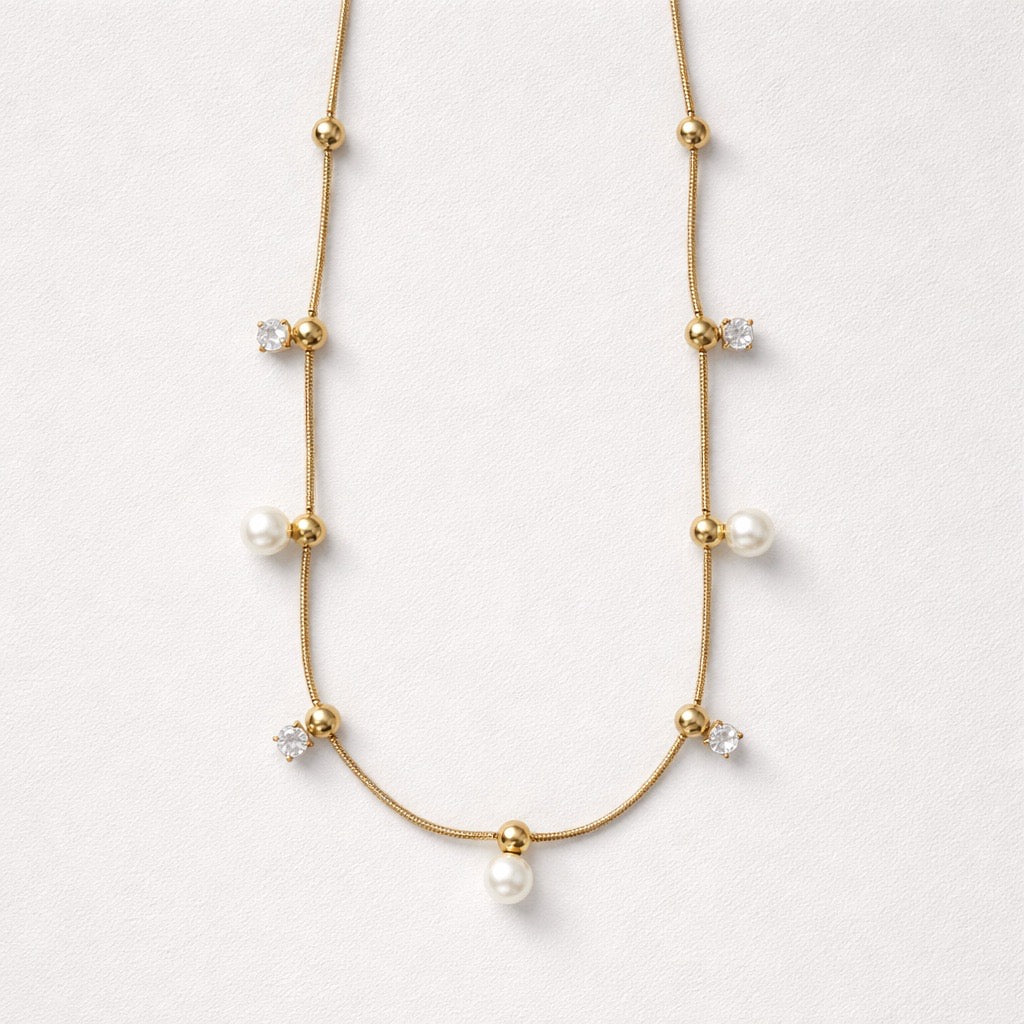 Collana perle punti luce