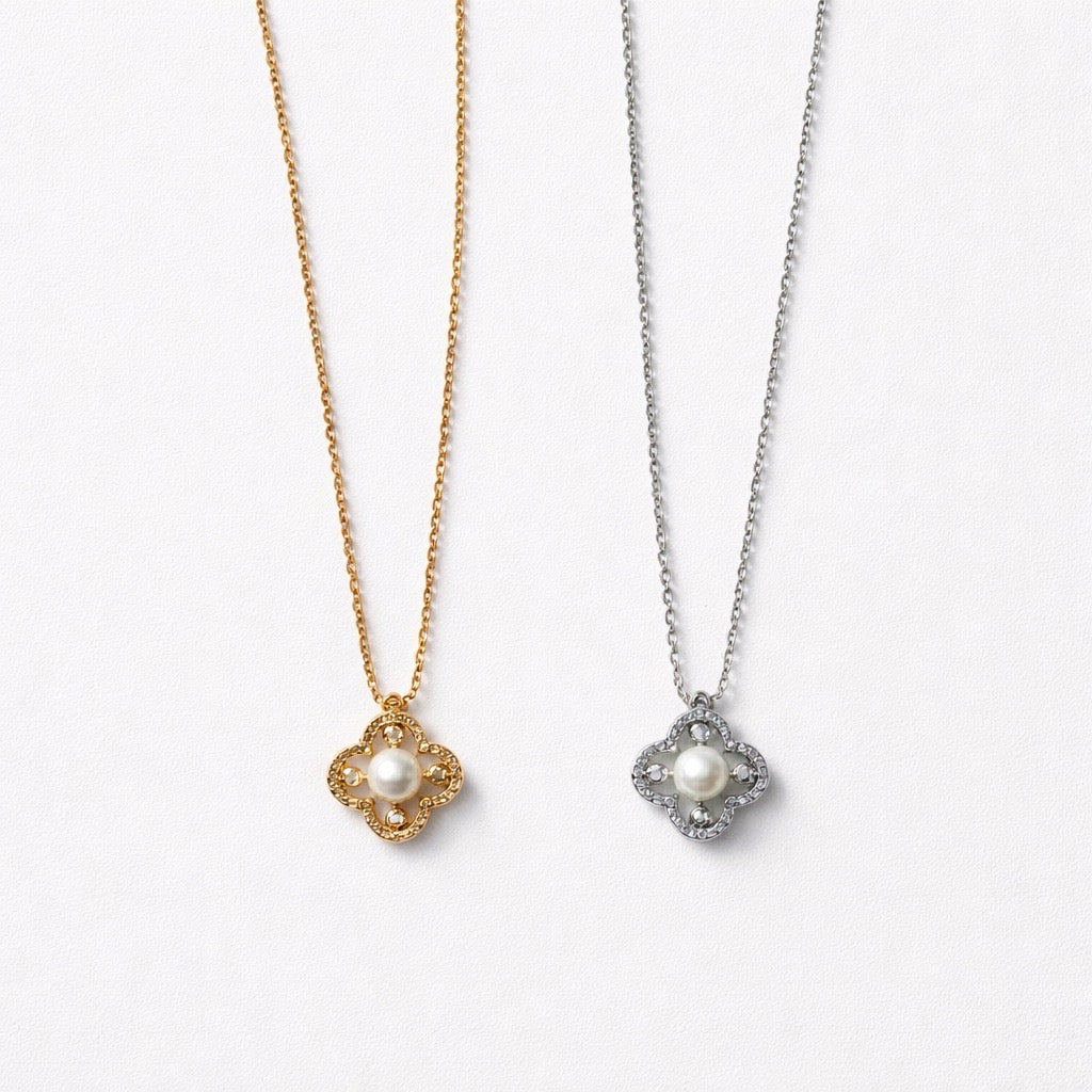 Collana perle fiori