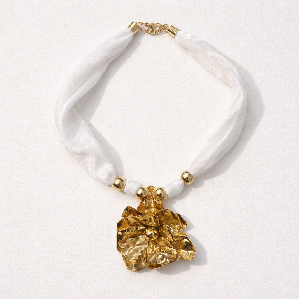 Collana regolabile stoffa fiore acciaio