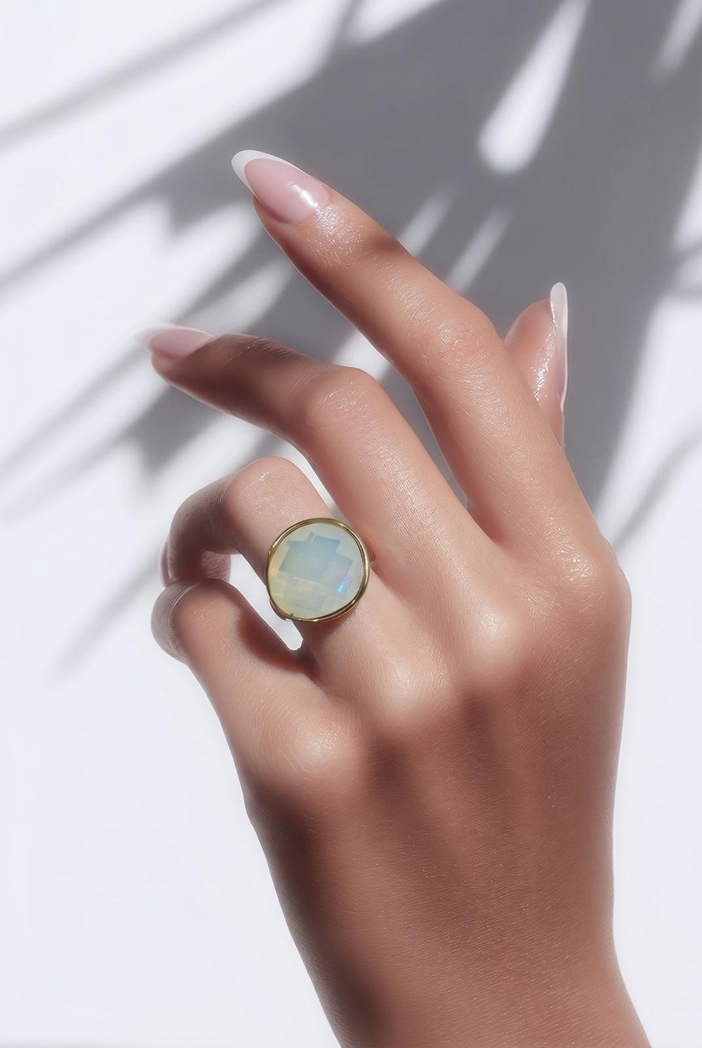 Anello acciaio castone vetro