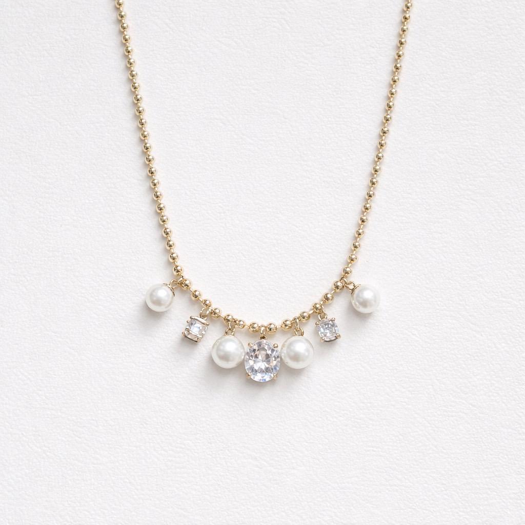 Collana regolabile perle e punti luce acciaio