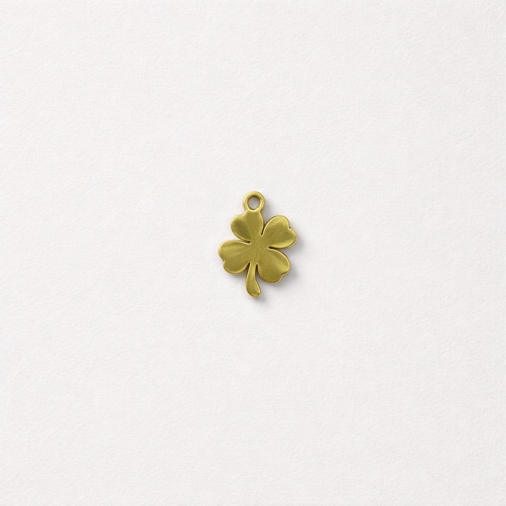 Ciondolo acciaio quadrifoglio 1cm (anellino incluso)