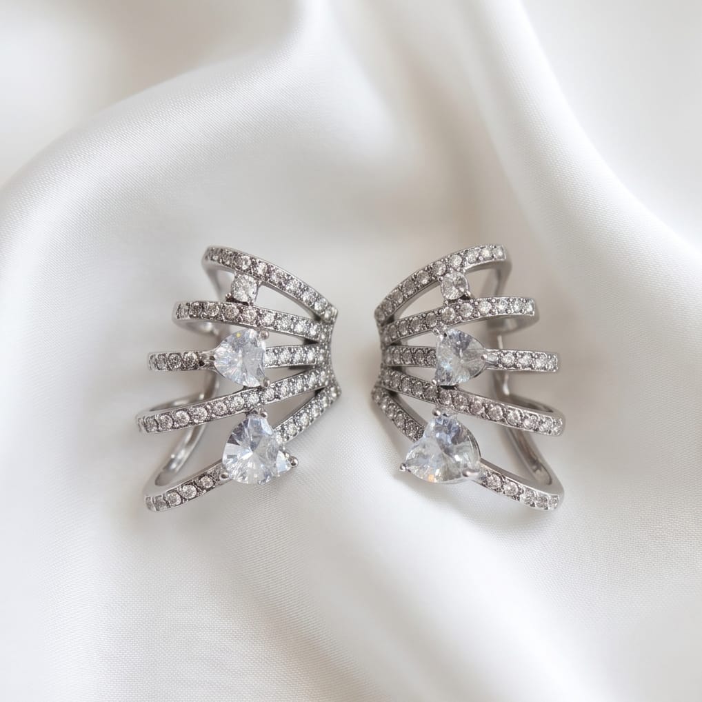 Orecchini lobo acciaio strass cuori