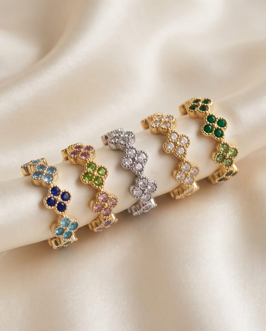 Orecchini cerchi acciaio strass fiori