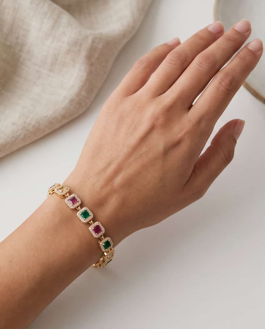 Bracciale regolabile acciaio quadratini strass