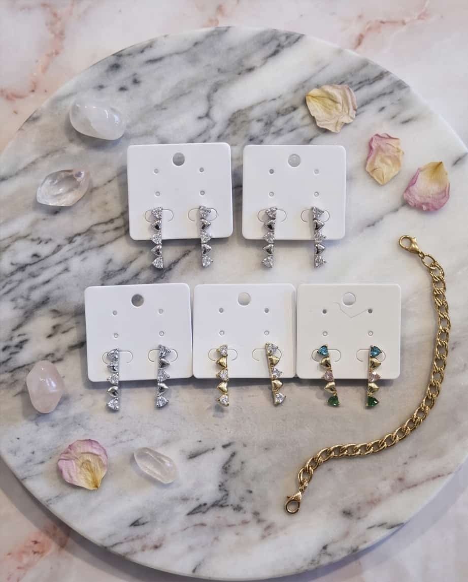 Orecchini lobo triplo cuore zirconia