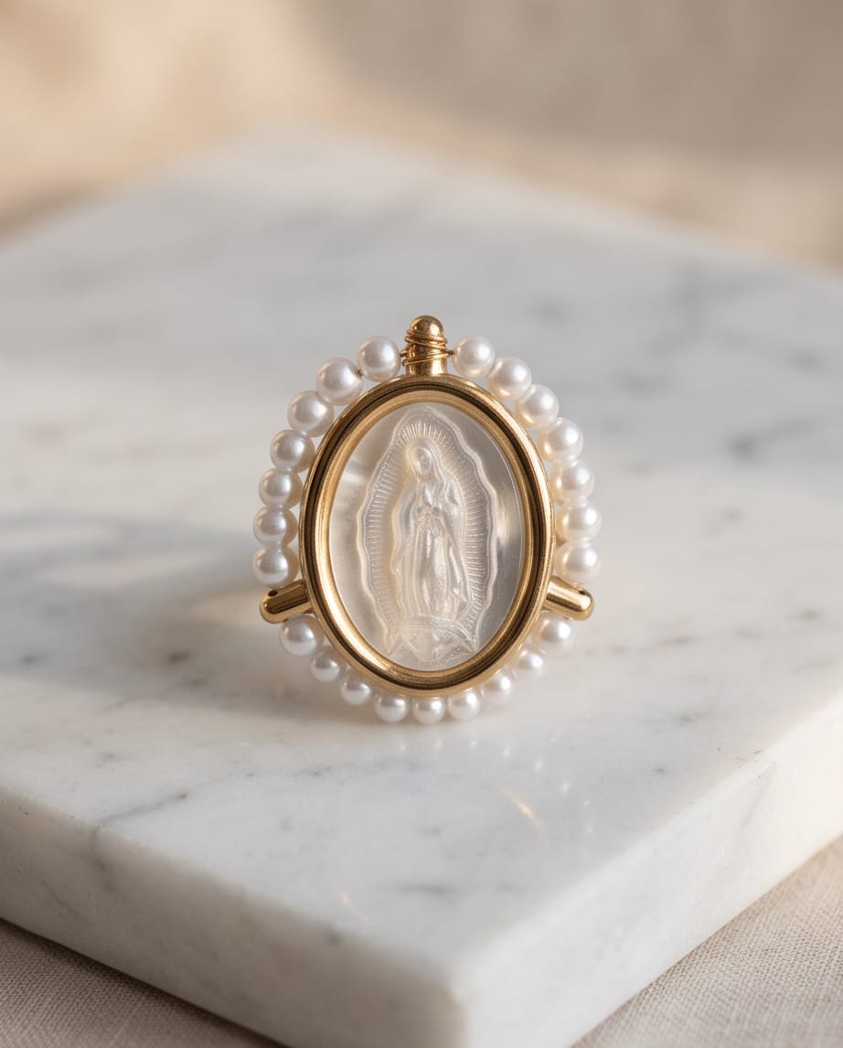 Anello acciaio cammeo madreperla