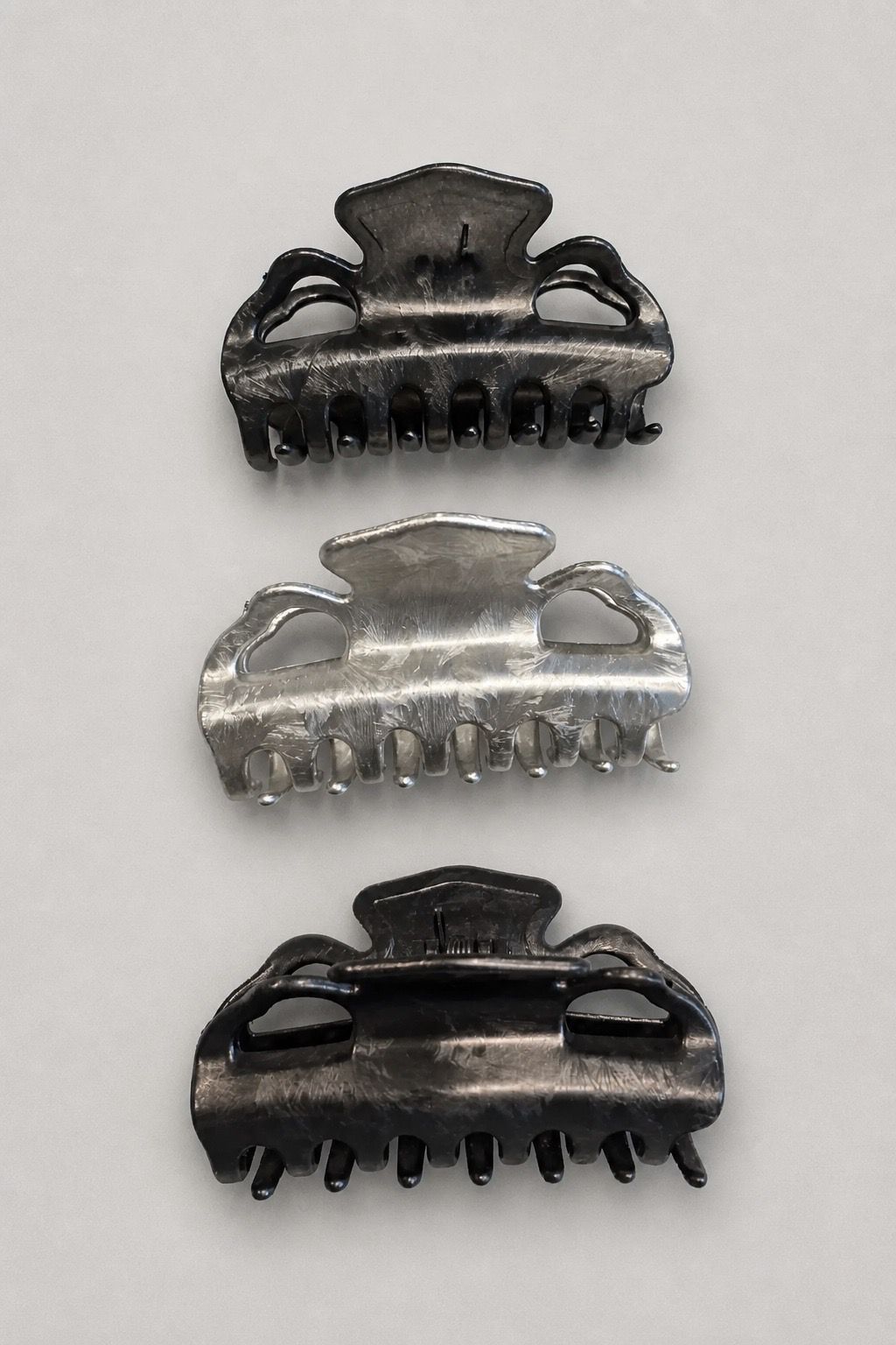 Pinza fermacapelli 12pz plastica 9cm