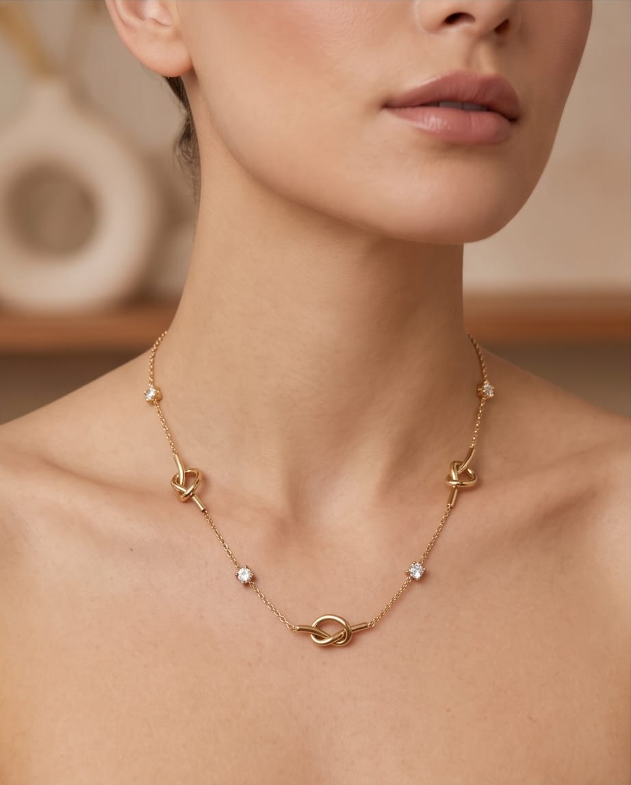 Collana regolabile acciaio nodini e strass