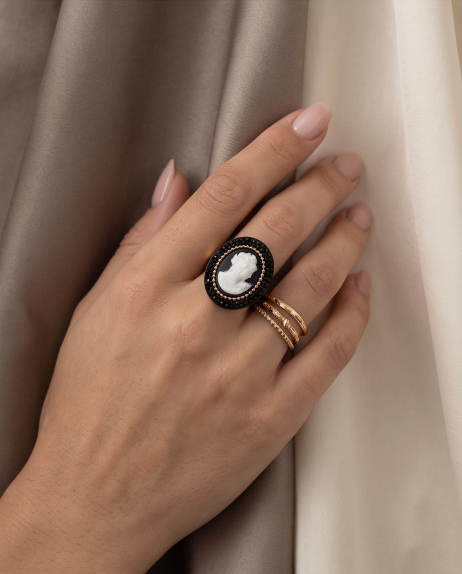 Anello metallo resina cammeo