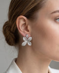 Orecchini lobo metallo fiore strass