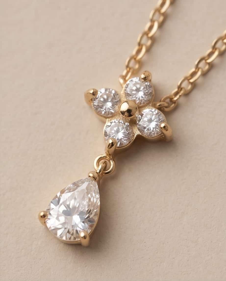 Collana regolabile acciaio fiore zirconi