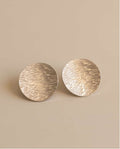 Orecchini lobo acciaio bottone martellato 3.5cm