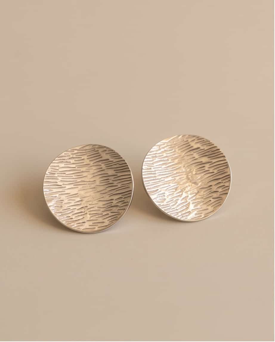 Orecchini lobo acciaio bottone martellato 3.5cm