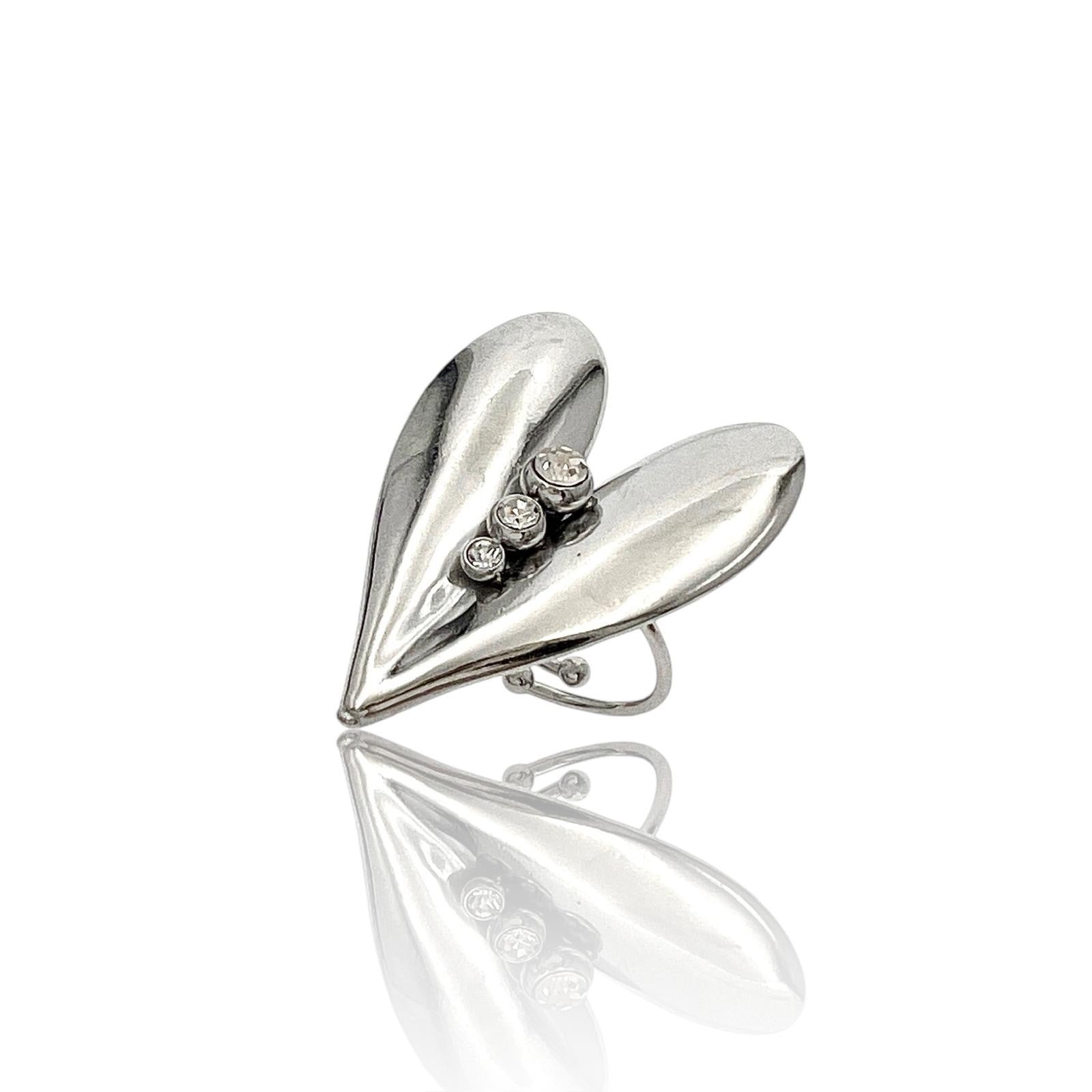 Anello acciaio cuore punti luce