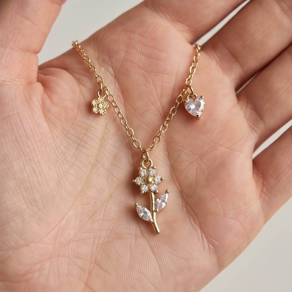 Collana regolabile acciaio fiore