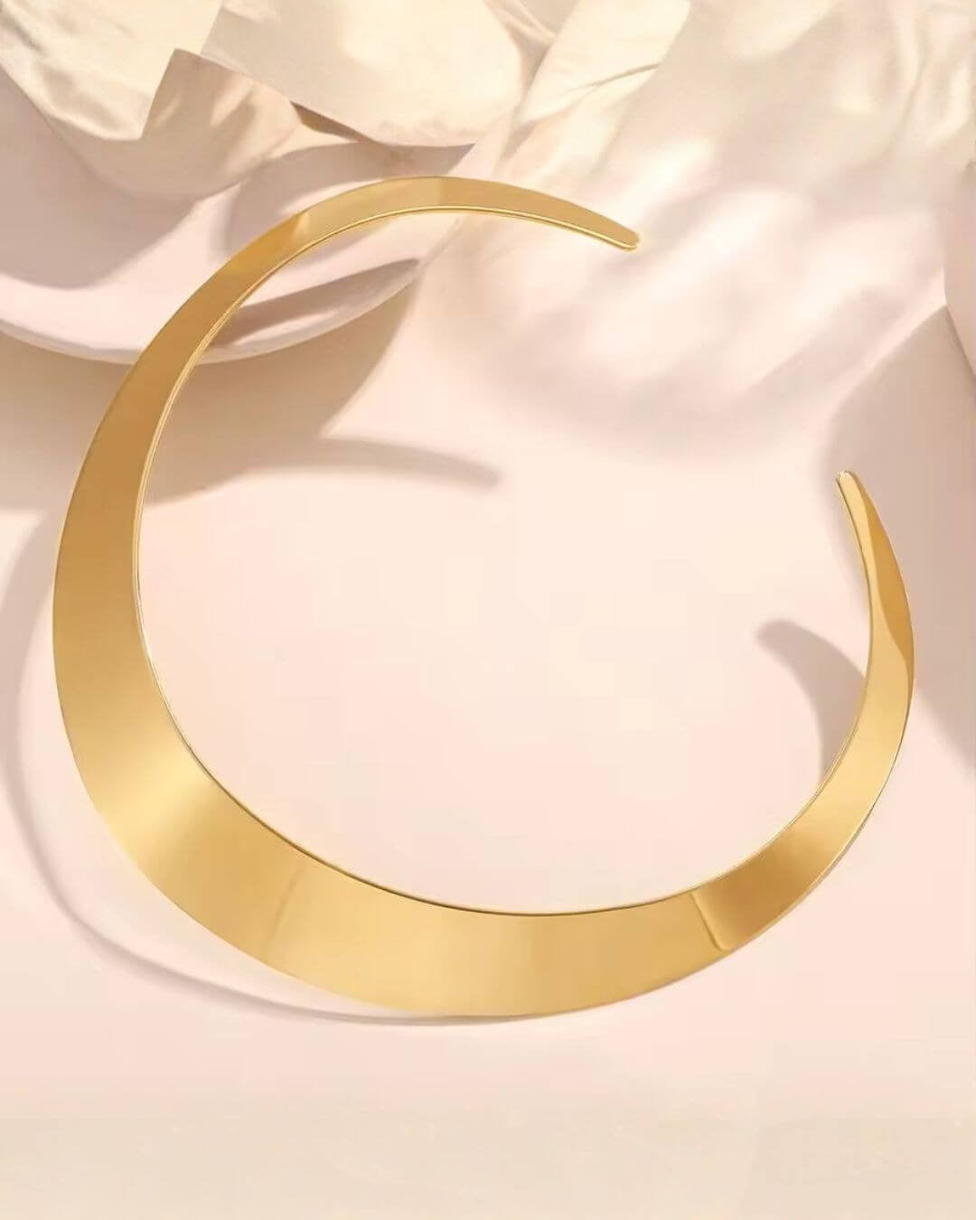 Collana acciaio rigida
